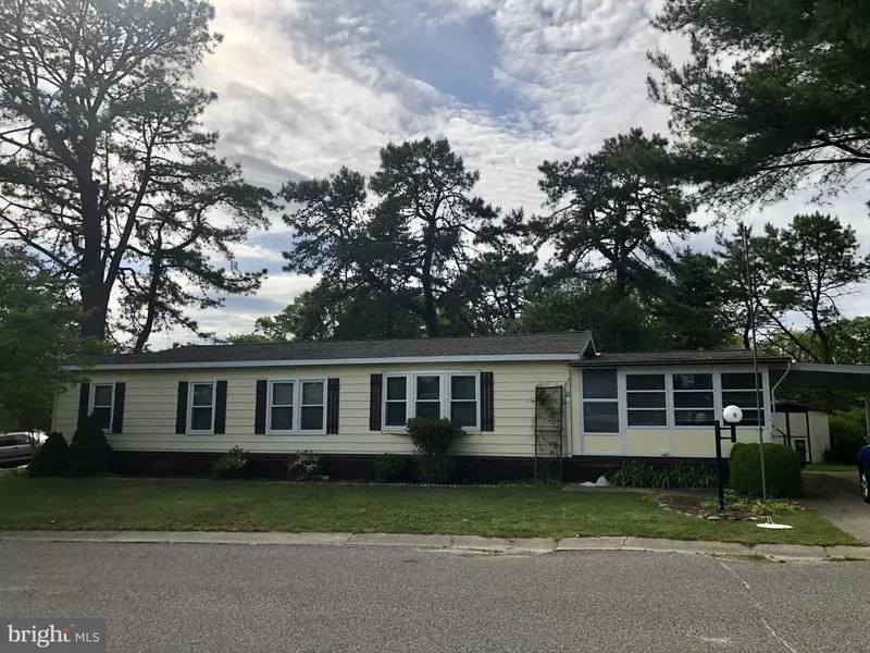 11 KIMBERLY DR, Barnegat, NJ 08005