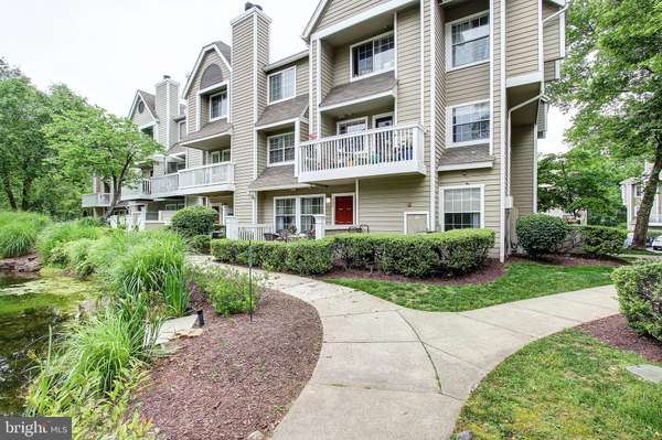 5701 CHAPMAN MILL DR #2104, Rockville, MD 20852