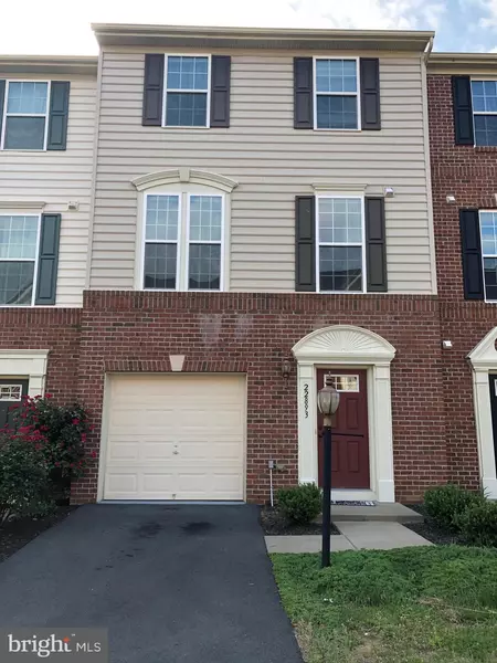 22893 CHESTNUT OAK TER, Sterling, VA 20166