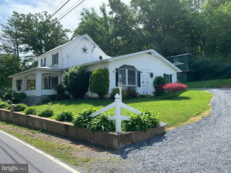 89 MOLLEYSTOWN RD, Pine Grove, PA 17963