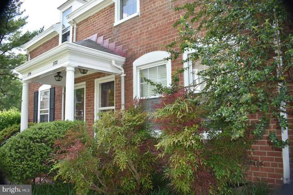 3572 S STAFFORD ST, Arlington, VA 22206