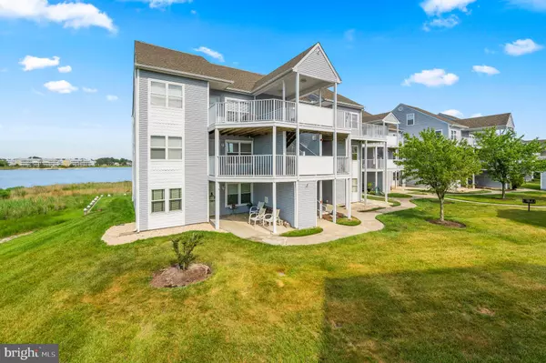 Ocean View, DE 19970,30396 ANDERSON DR #215