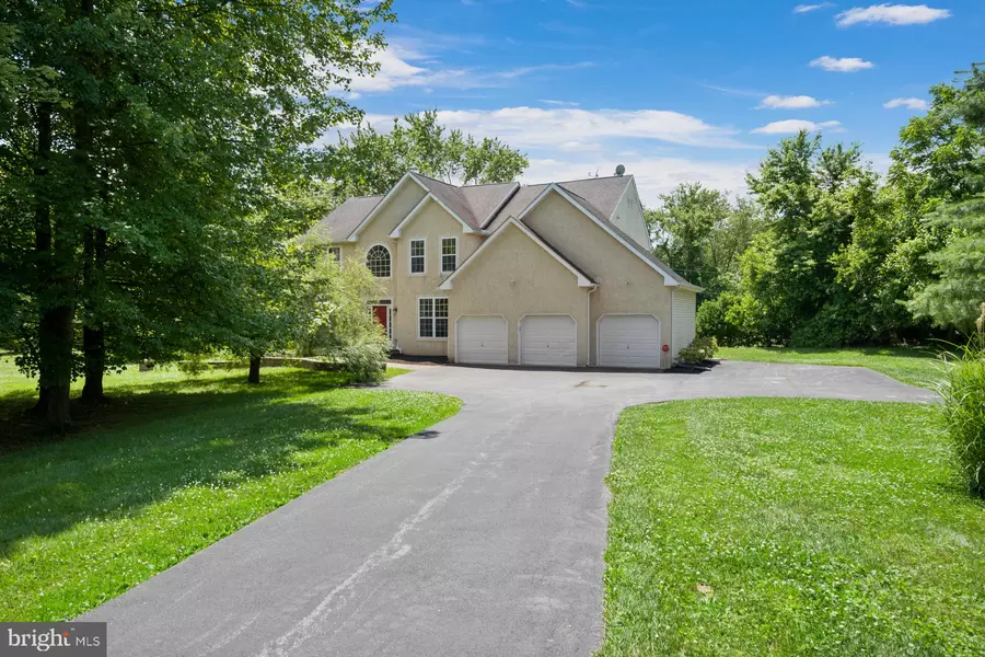 103 W CLAY CREEK LN, Kennett Square, PA 19348