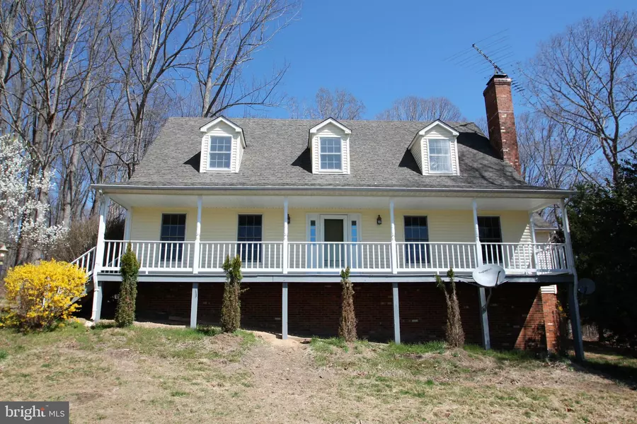 59 HARRY SETTLE RD, Castleton, VA 22716