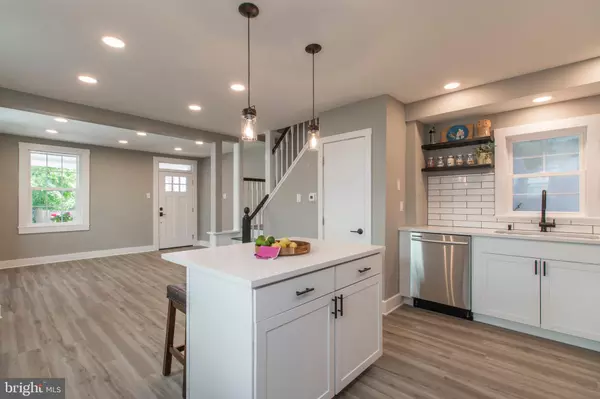 Ambler, PA 19002,274 W MAPLE ST