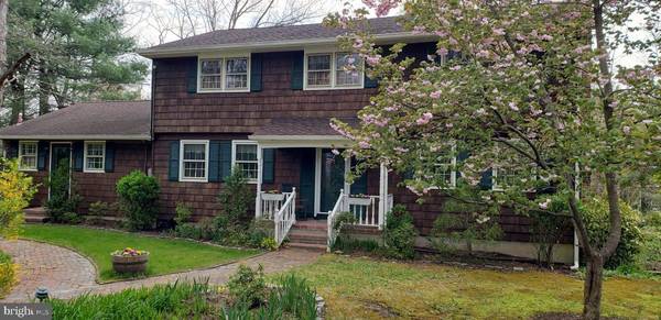 169 ALGONQUIN TRL, Medford Lakes, NJ 08055