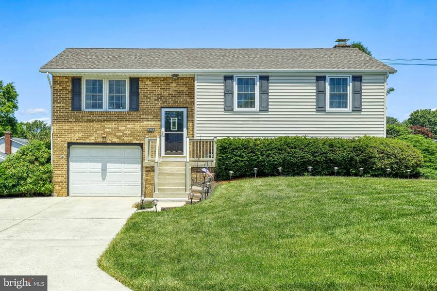 929 BONNY LN, Mechanicsburg, PA 17055