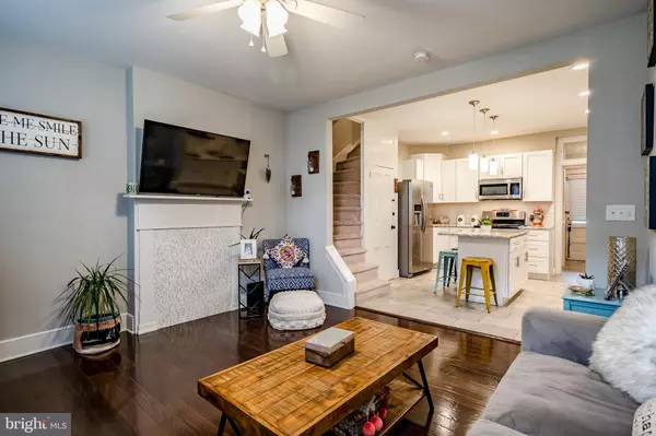 Phoenixville, PA 19460,327 HALL ST