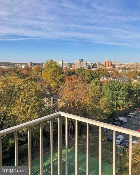 2059 HUNTINGTON AVE #1004, Alexandria, VA 22303