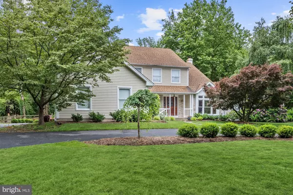 814 JOSHUA CT, Moorestown, NJ 08057