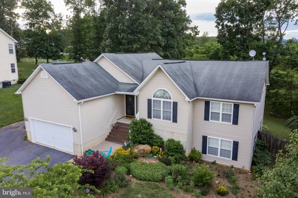 Maurertown, VA 22644,141 BLACK OAK DR