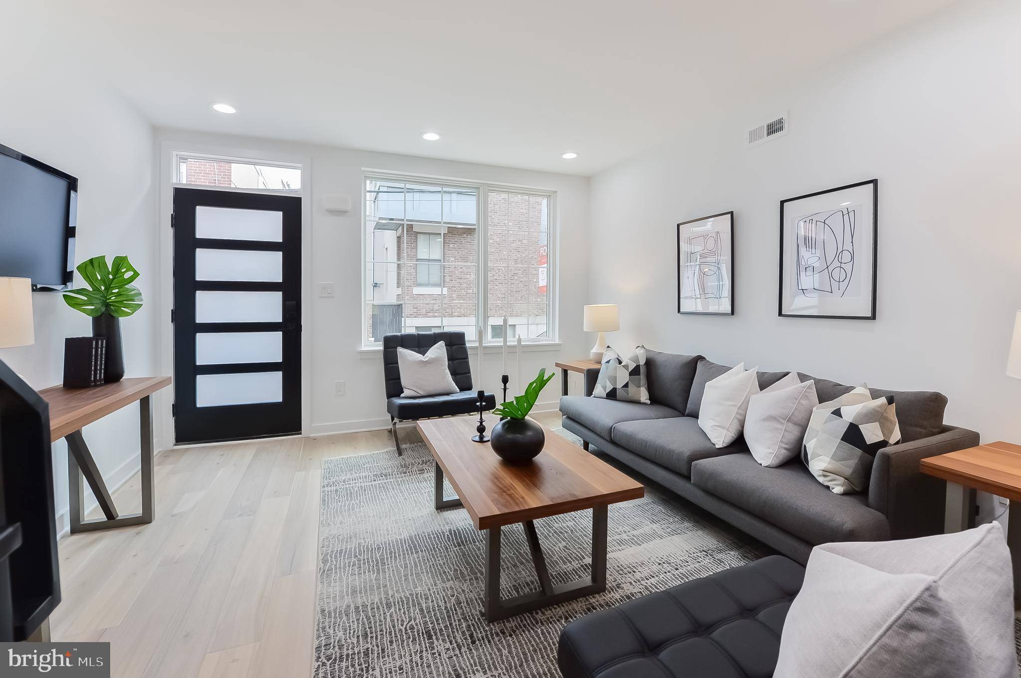 Philadelphia, PA 19146,1941 KATER ST