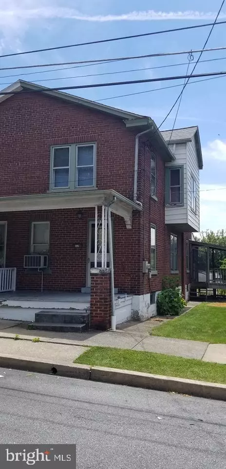 12 CANAL ST, Lebanon, PA 17046