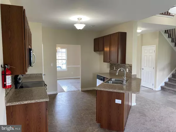 Penns Grove, NJ 08069,26 GRANITE LN