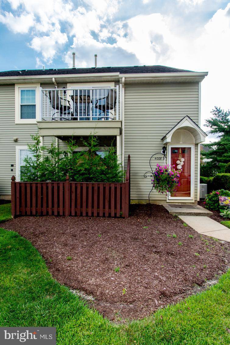 4008B FENWICK LANE, Mount Laurel, NJ 08054