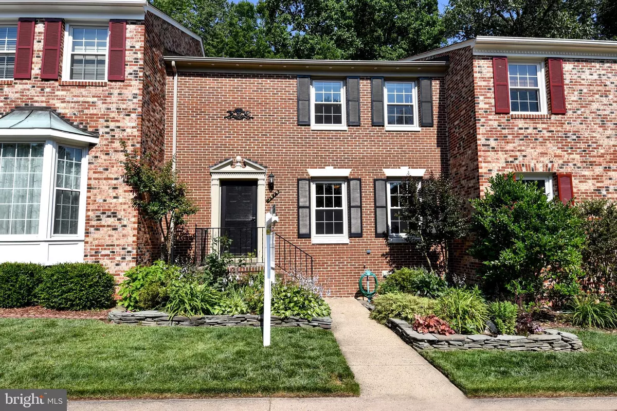 Springfield, VA 22153,7414 WILLSHIRE HUNT CT