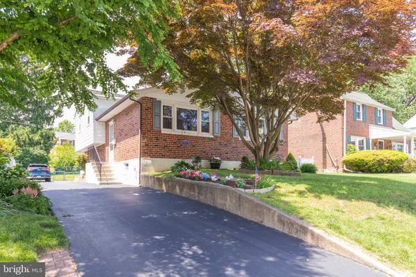 10 RITTENHOUSE RD, Broomall, PA 19008