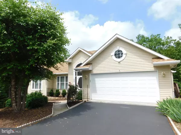 260 LOOKOUT RIDGE, Hedgesville, WV 25427