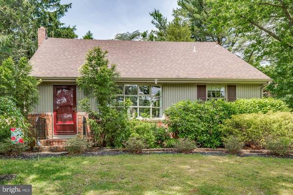 352 E STAFFORD AVE, Laurel Springs, NJ 08021