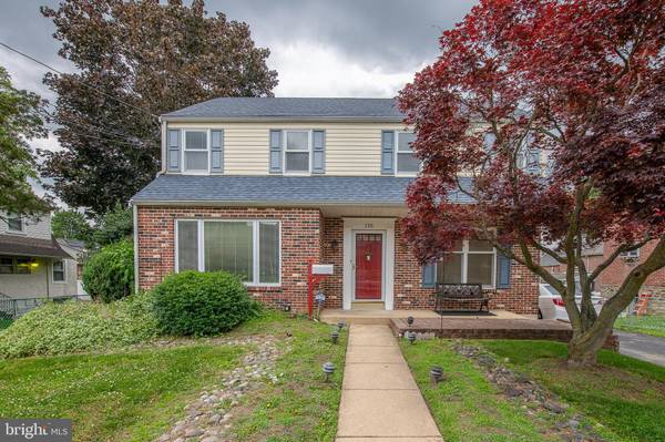 136 MAPLEWOOD AVE, Upper Darby, PA 19082