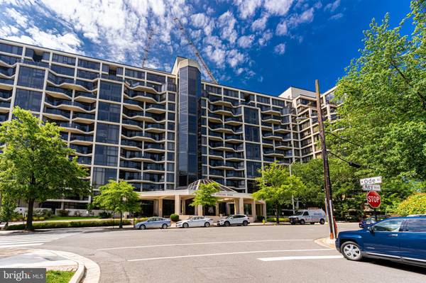 1530 KEY BLVD #1217, Arlington, VA 22209