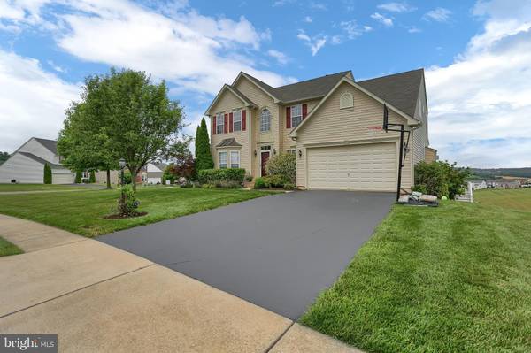 3542 HARDWOOD TER, Spring Grove, PA 17362