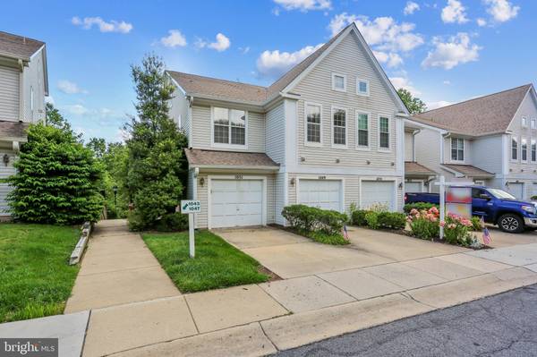 1049 HILLSIDE LAKE TER #1202, Gaithersburg, MD 20878