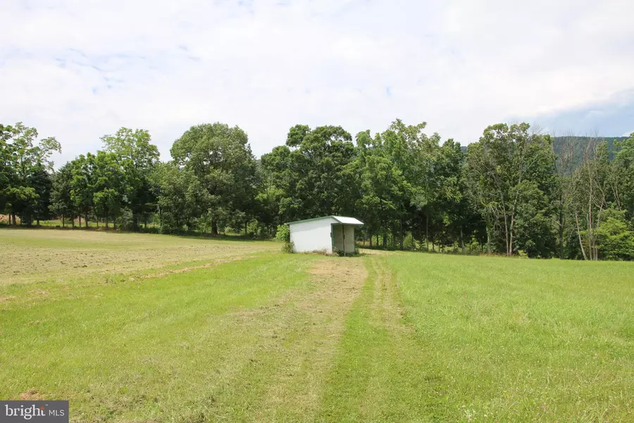 EARL MASON LANE, Maurertown, VA 22644