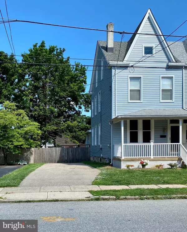 231 PLYMOUTH AVE, Oreland, PA 19075