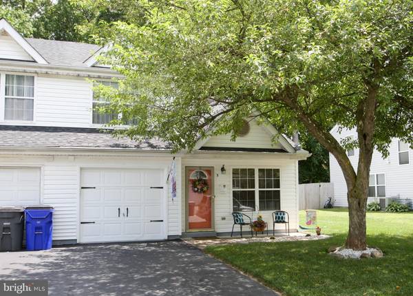 5 FOREST GLEN CT, Bear, DE 19701