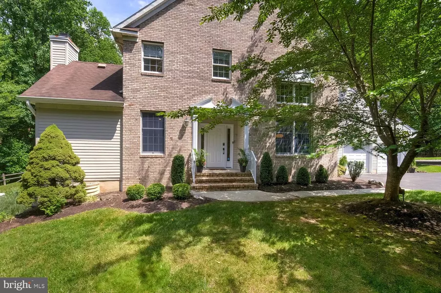 29 STONEWALL CIR, Princeton, NJ 08540