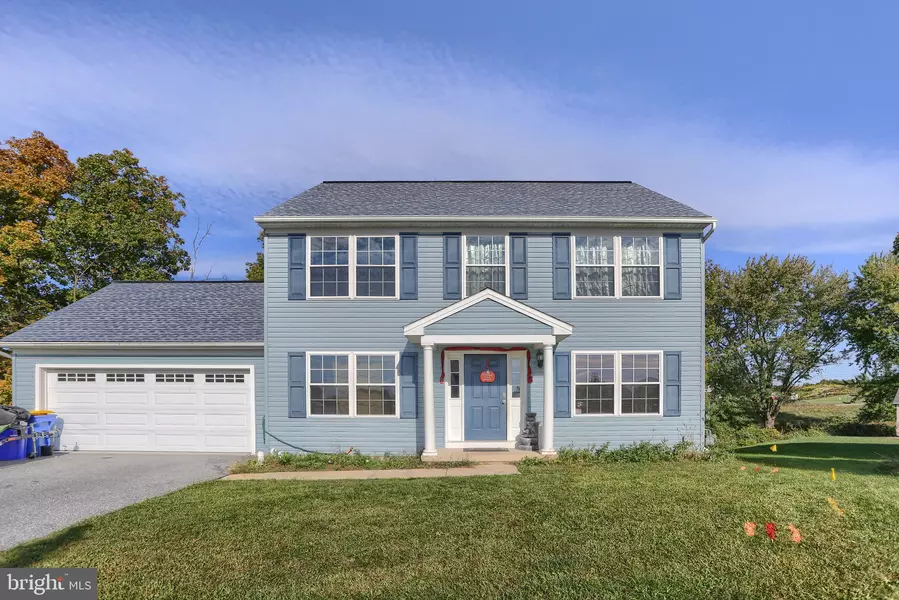 465 OLD STONE WAY, York, PA 17406