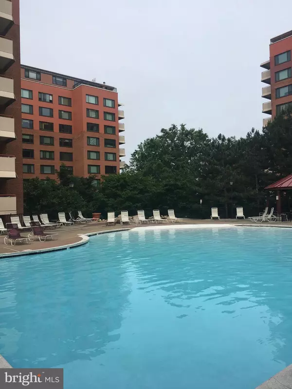 Arlington, VA 22209,1011 ARLINGTON BLVD #431