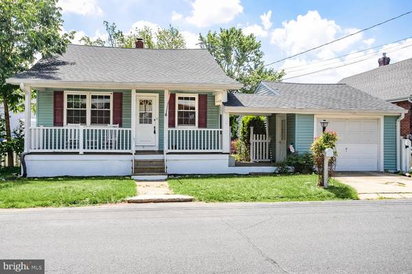 5 HOMESTEAD AVE, Bordentown, NJ 08505