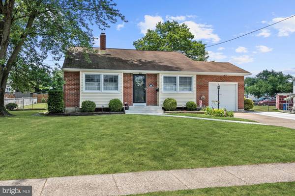 1403 ESSEX DR, Cinnaminson, NJ 08077