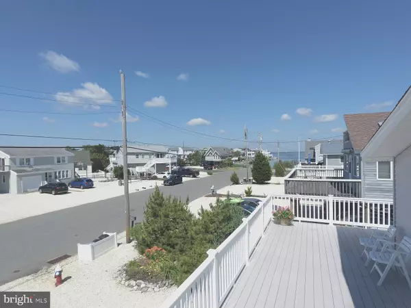 Harvey Cedars, NJ 08008,31 W ESSEX AVE