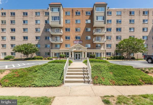 4330 HARTWICK RD #615, College Park, MD 20740