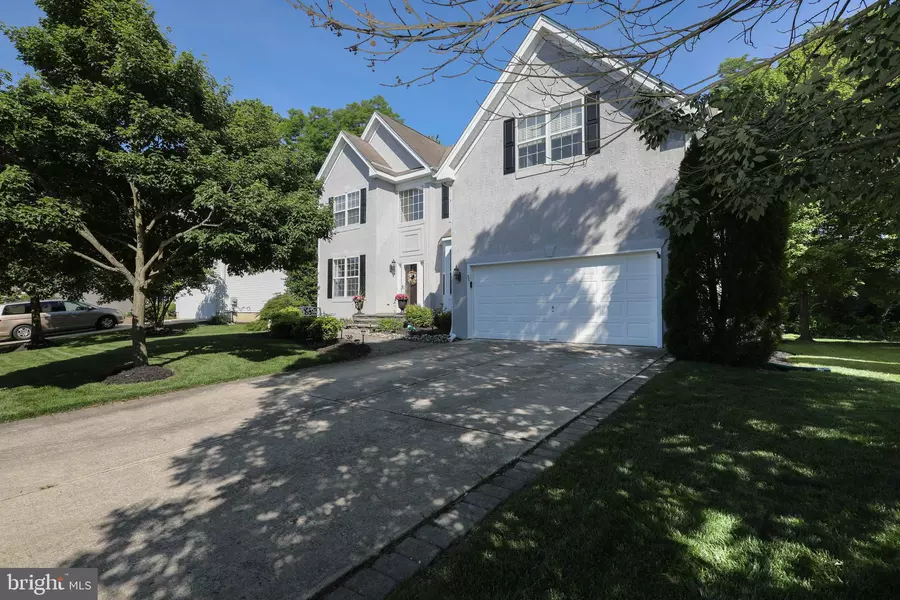 58 OAKHURST LN, Mount Laurel, NJ 08054