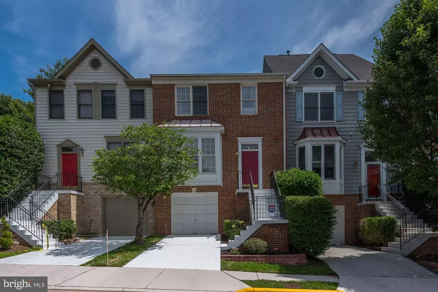 8723 WADEBROOK TER, Springfield, VA 22153