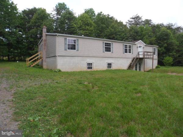 71 BUMPY LN, Mcclure, PA 17841