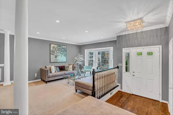 Centreville, VA 20121,6864 KERRYWOOD CIR