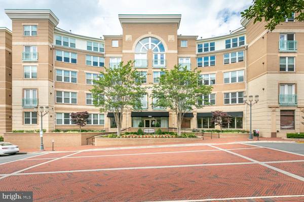 12000 MARKET ST #380, Reston, VA 20190