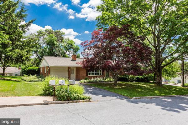 41 MILLER DR, Manheim, PA 17545