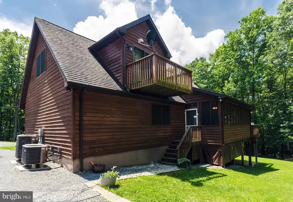 Great Cacapon, WV 25422,237 GAITHER RD