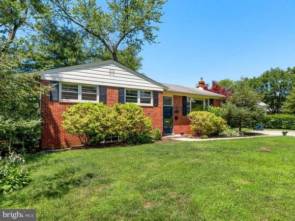 9808 ASHBURTON LN, Bethesda, MD 20817