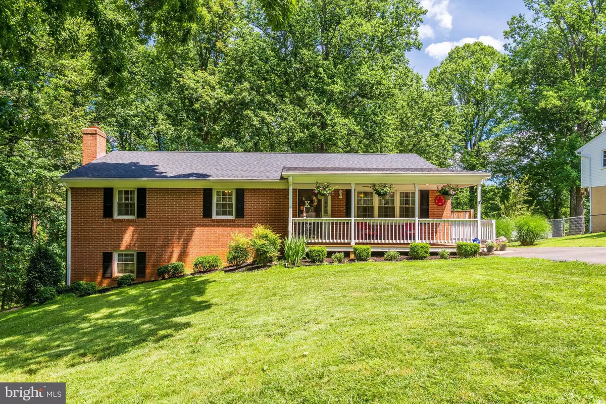 Warrenton, VA 20187,7035 EXECUTIVE CT