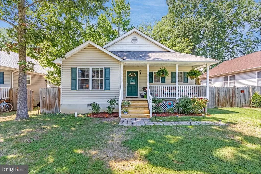 Colonial Beach, VA 22443,241 5TH ST