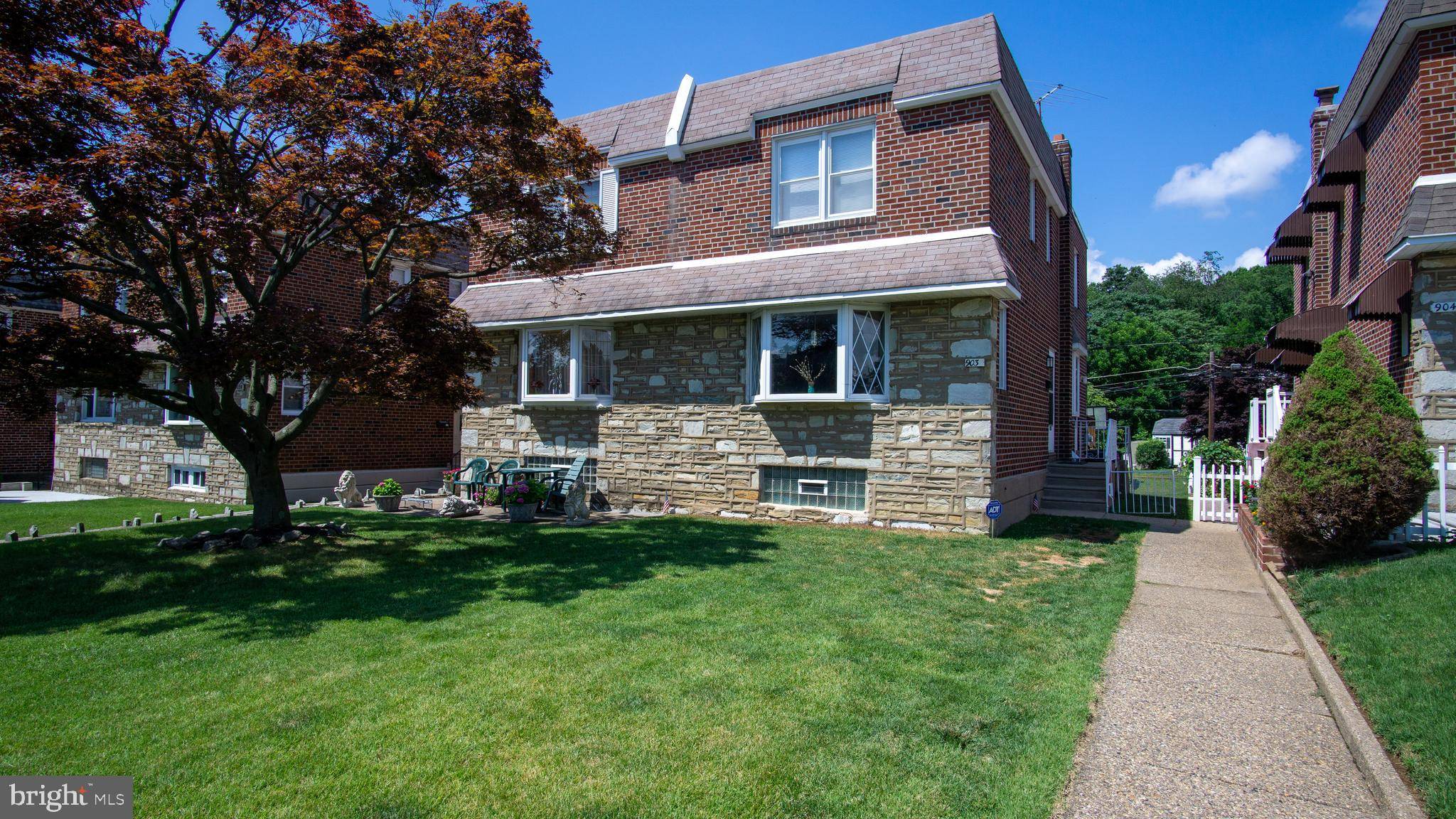 9038 CONVENT AVE, Philadelphia, PA 19136