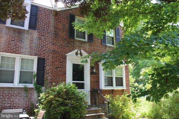 4942 WOODLAND AVE, Drexel Hill, PA 19026