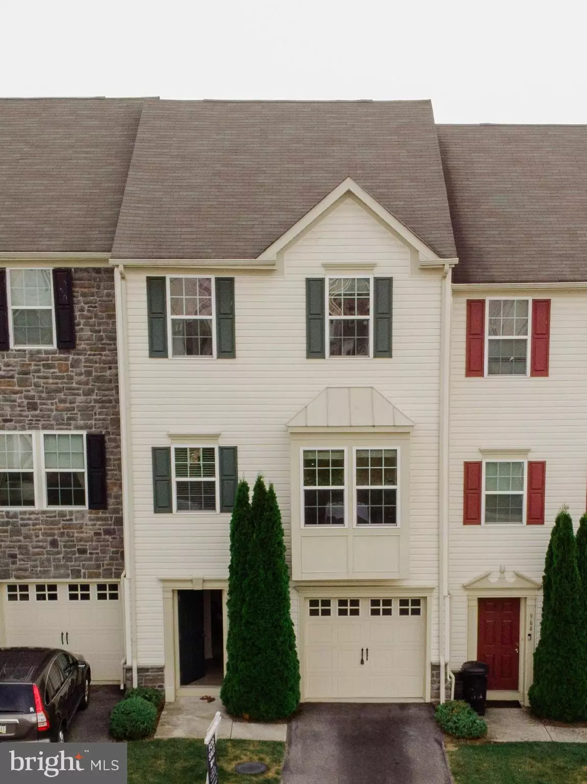 York, PA 17403,968 STONEHAVEN WAY